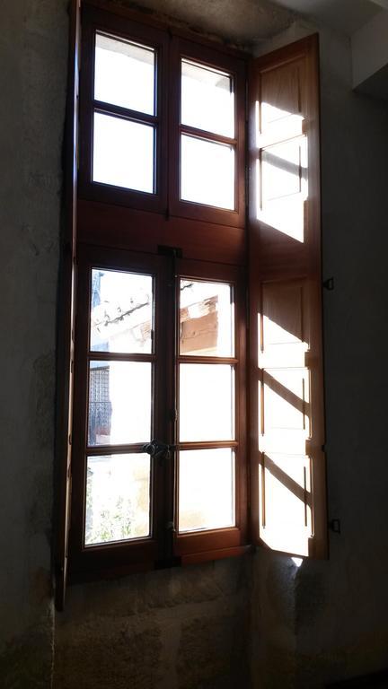 Le Petit Domeynes Apartment Стая снимка